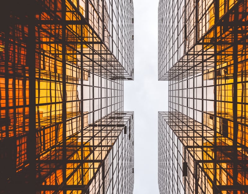 Abstract picture with orange squares on both sides