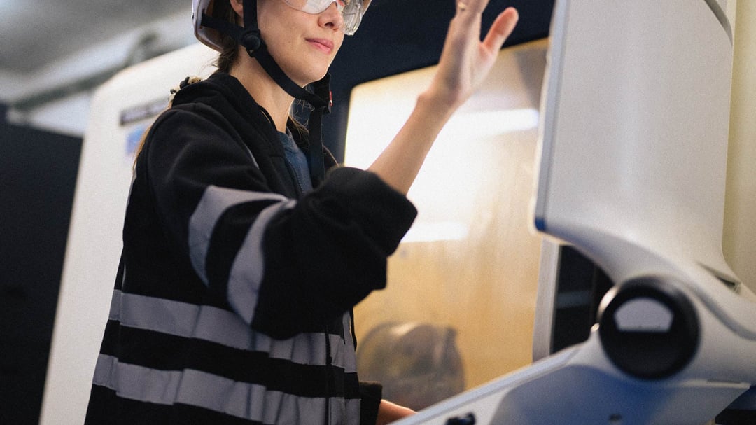 From Sensors to Insights: IoT-based analytics in Manufacturing