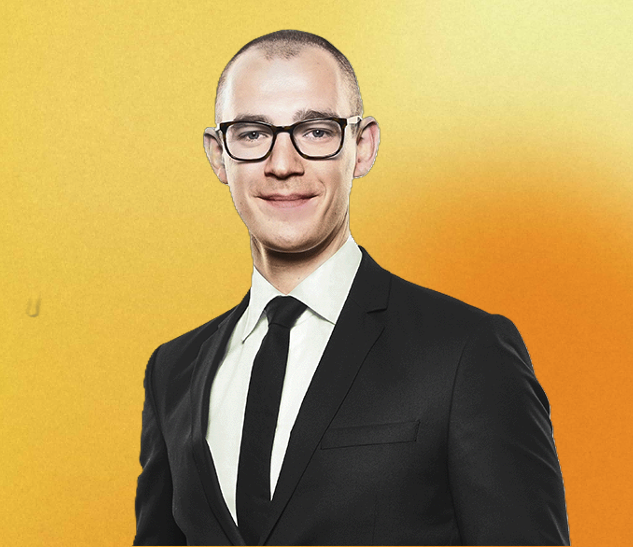 Kristian Konner with backround