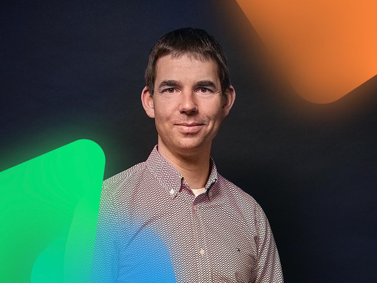 Oskari likes the spirit of getting things done and varying customer projects